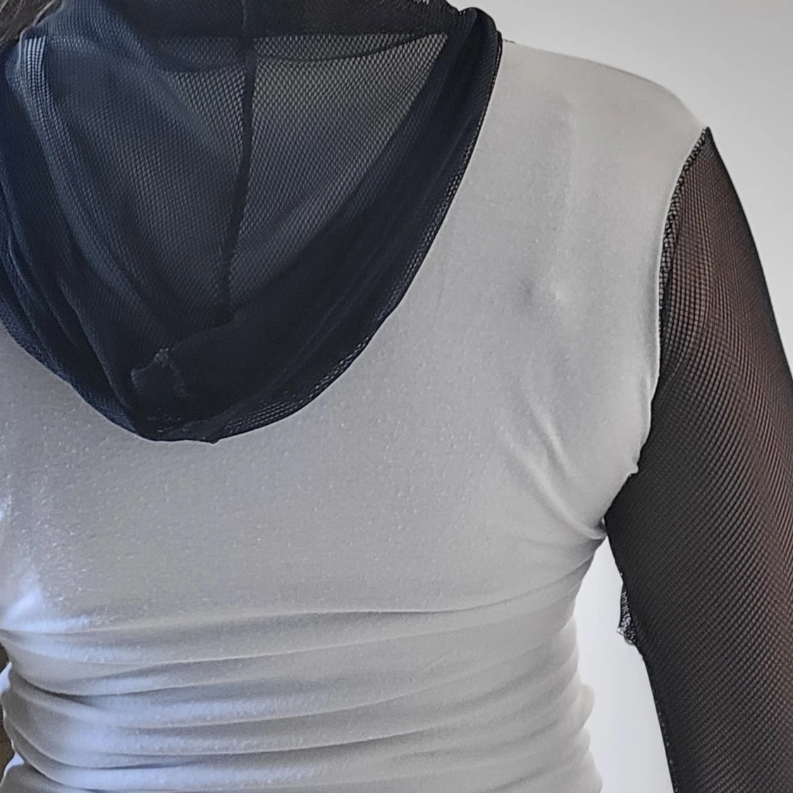 Y2K vit tröja med nätärmar - 91