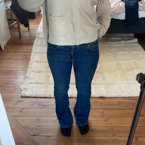 Jeans - Superfina bootcut jeans🩷 använda typ 3 - 4 gånger så mycket bra skick 