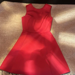 Mini klänning från Nellyone i fint skick stl XS - Mini klänning från Nellyone med bar rygg i fint skick stl XS 