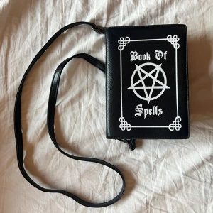 Axelremsväska  - Aldrig använd