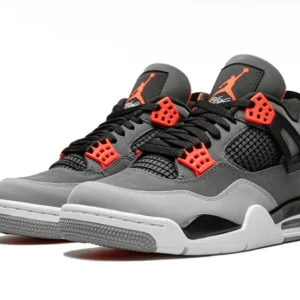 Jordan 4 infrared -   Äkta ✅ Box ✅ Cond 7,5/10😍 Strl 42,5👟 Pris 1500kr 🅱️ Tveka inte på ett  dm 👑