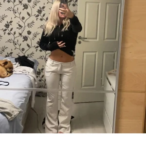 Gina kostymbyxor  - Kommer ej till användning 