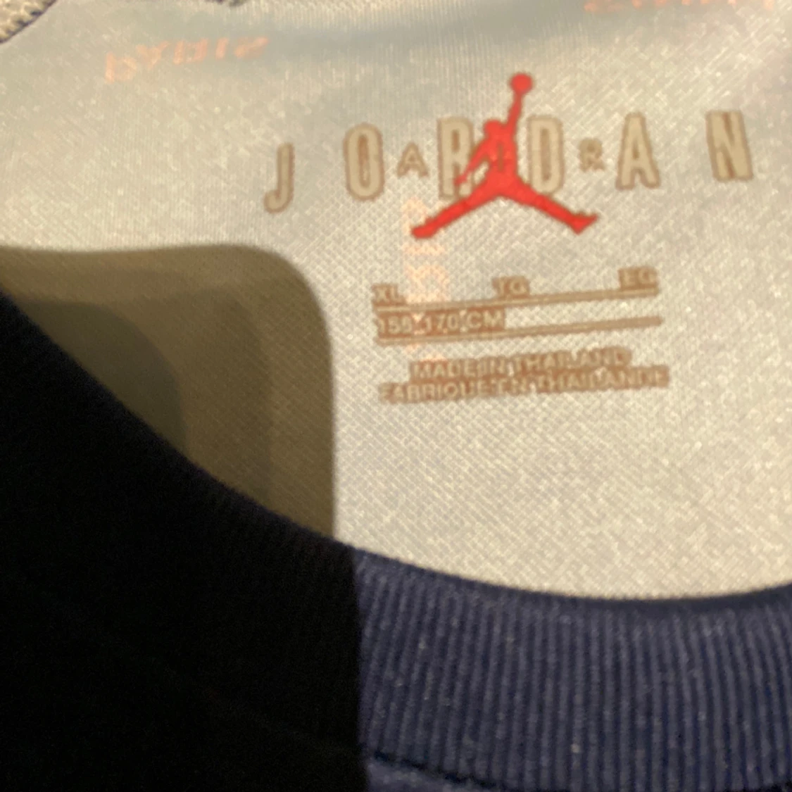 Säljer en PSG tröja pågrund av att den är för liten - 2