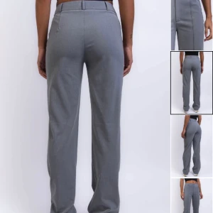 Madlady kostymbyxor  - Säljer mina kostymbyxor som är i väldigt fint skick. Skriv privat om du är intresserad för mer bilder. Dom är i längden tall