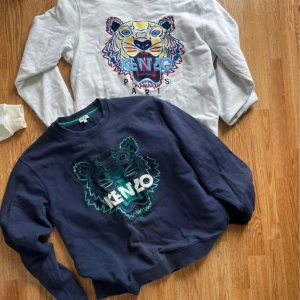Kenzo tröjor storlek L  - Ligger bara i garderoben  Säljer båda för 1000kr  Passar även M-L 