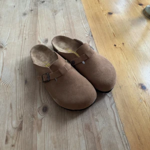 Birkenstocks Boston - Endast använda inomhus, nyskick. 