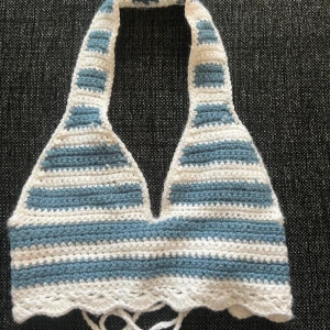 Stickad topp  - Virkad topp☺️passar till ungefär 70B! 