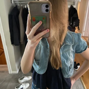 Bolero - Super snygg jeans bolero!! Kom privat för mer bilder