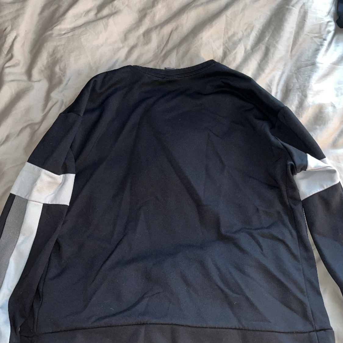 Svart Nike träningtröja  - 90