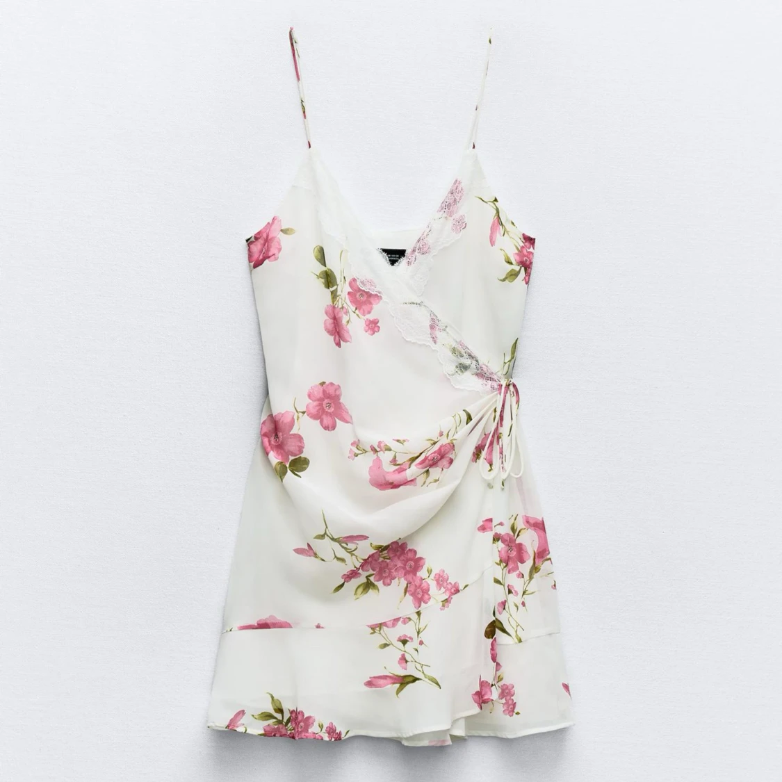 Blommig zaraklänning✨ - 1