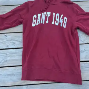 Hoodie från gant som inte används längre.