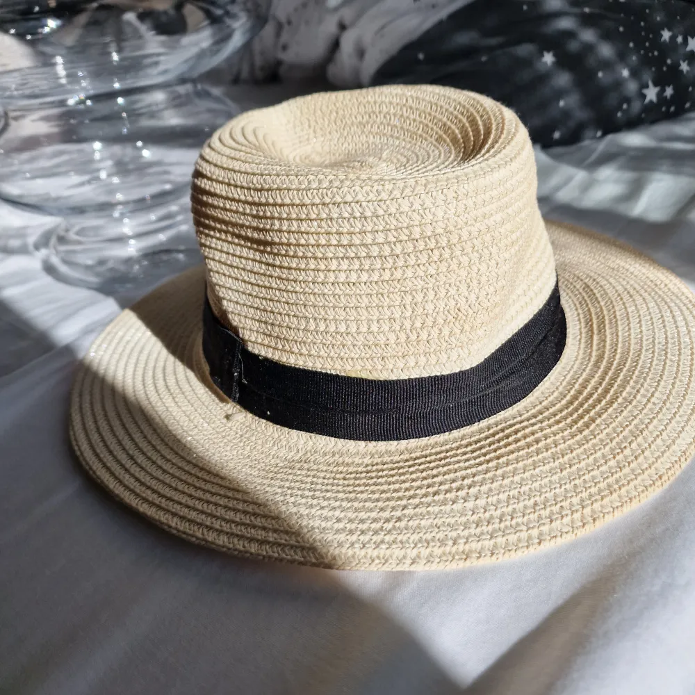 Sommarhatt,storlek L/M. Accessoarer.