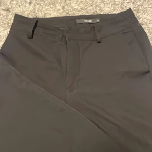 Kostymbyxor - Kostymbyxor från bikbok i bra skick