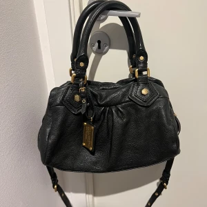 Marc Jacobs väska  - Inga defekter på läder🩷