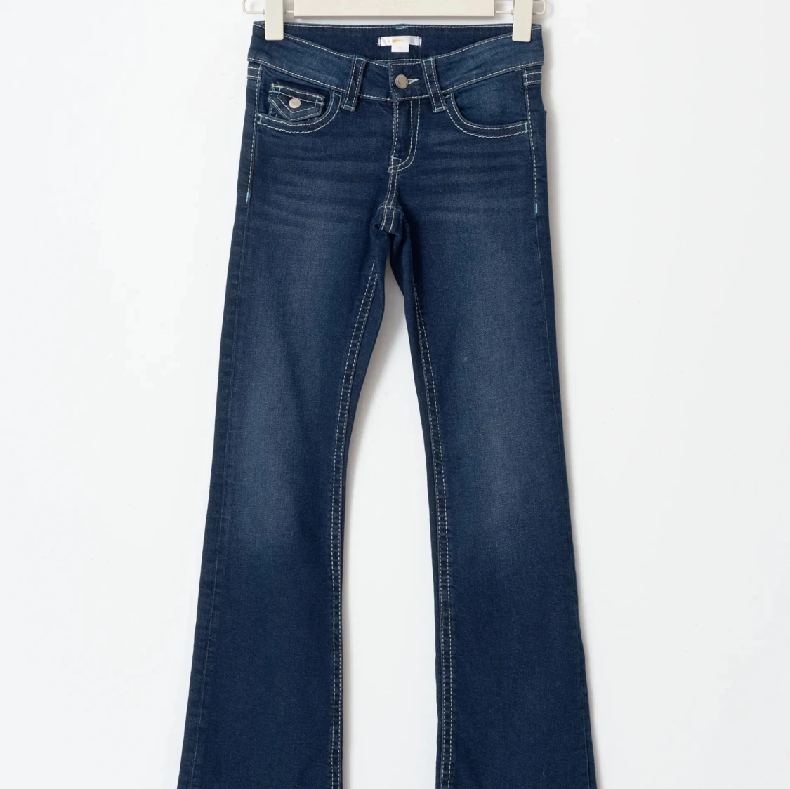 Chunky low flare jeans Gina Young