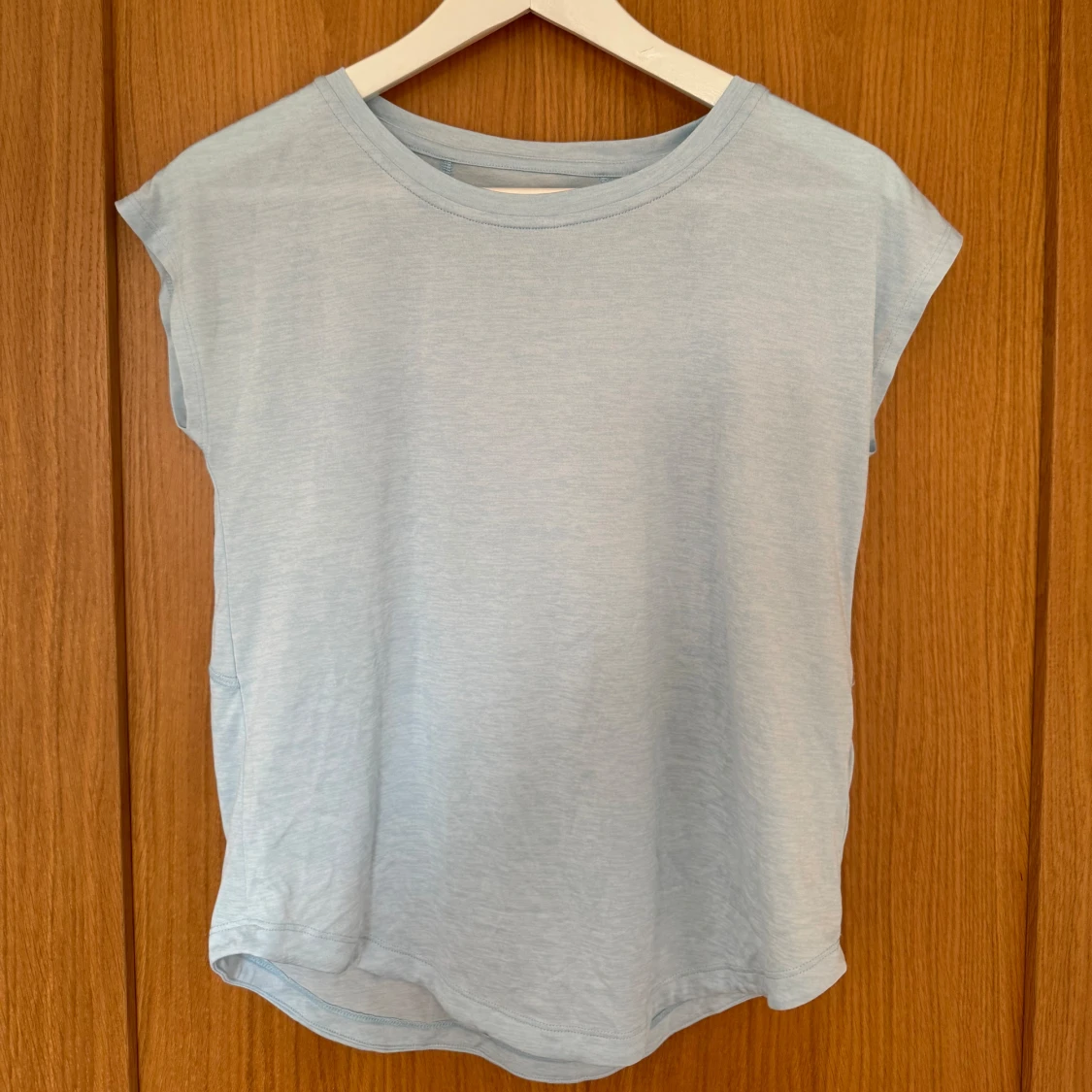 Ljusblå tränings t-shirt