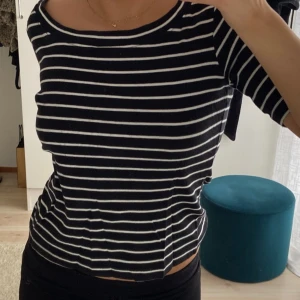 Randig T-shirt  - Jätte söt men används inte💓