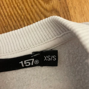 Tröja - Tröja från lager 157, inte så använd. Köp gärna via köp nu😊