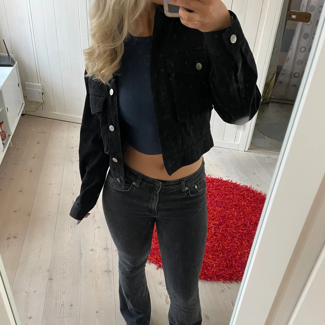 Svart jeansjacka från HM - 90