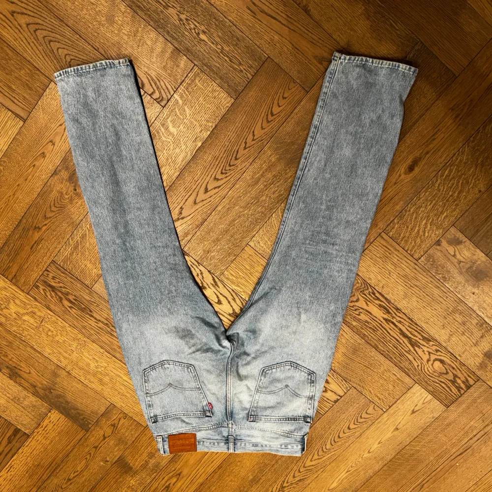 Livis jeans 551, väldigt bra skick nästan aldrig använda. Storlek 32/32 . Jeans & Byxor.