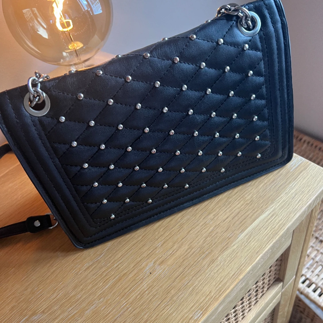 Svart handväska  - 91