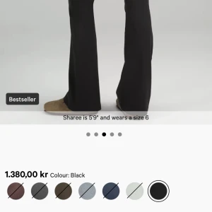 Lululemon flared leggings  - Jättefina leggings från lululemon😍 använts fåtal gånger! 