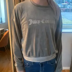 Juicy Couture tröja, använder tyvärr inte längre och har aldrig använt