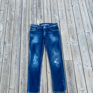 Dondup jeans - Säljer mina dondup jeans som är i toppen skick storlek 33