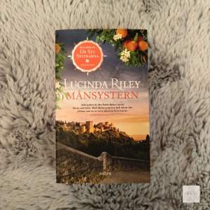 Månsystern av Lucinda Riley (Svenska) 20 SEK 