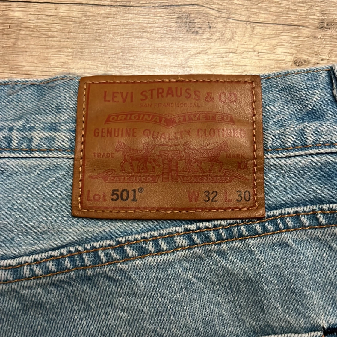Lite använda Levis 501 - 91