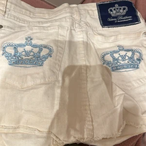 Kjol - En lowwaist Victoria Beckham kjol!