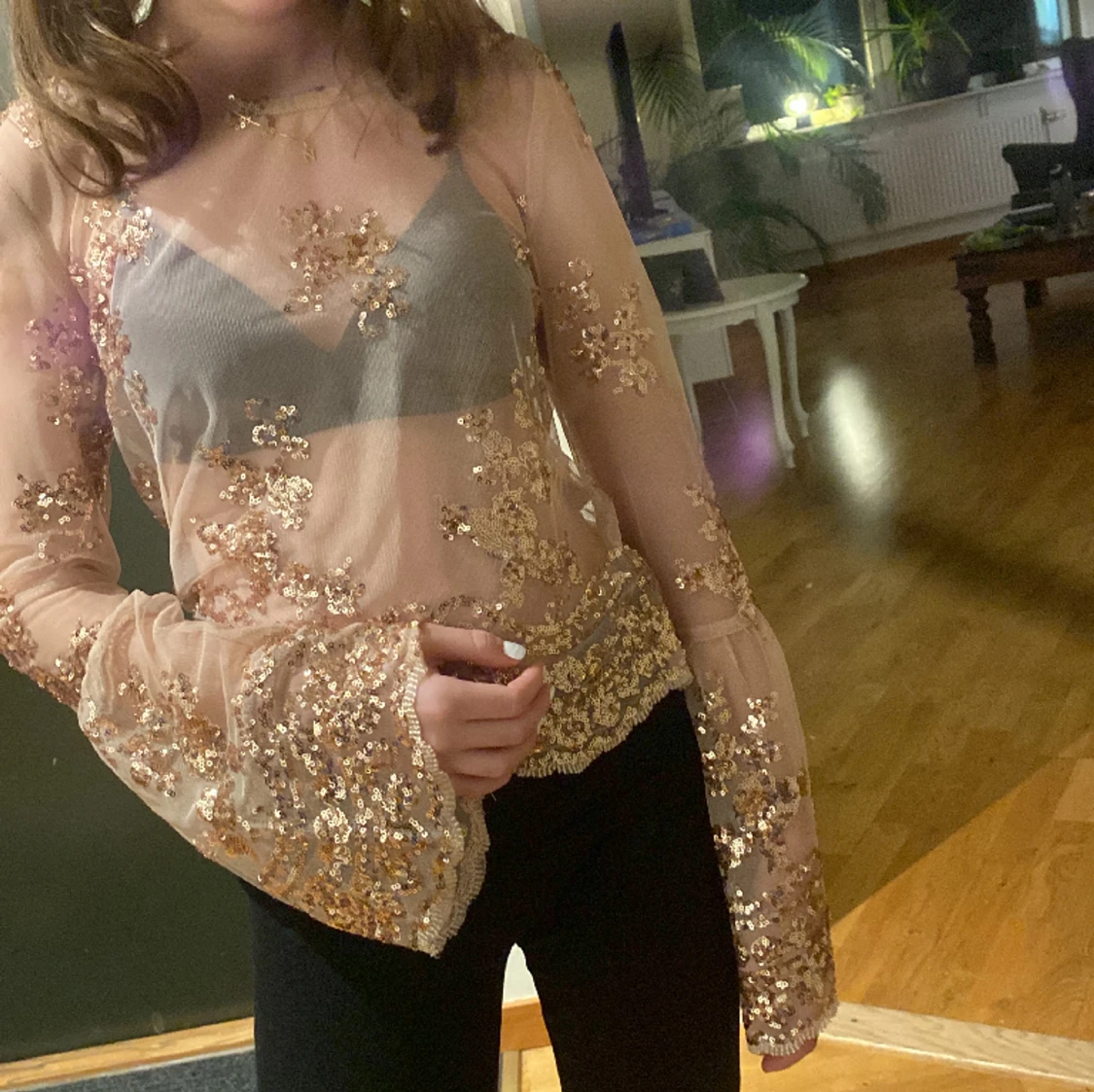 Glittrig festtröja - 91