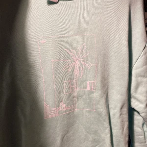 Adidas tröja - Adidas tröja i S använd cirka 3 gånger
