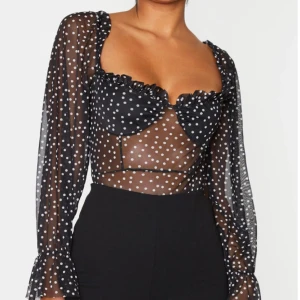 Prickig bodysuit - Body i mesh