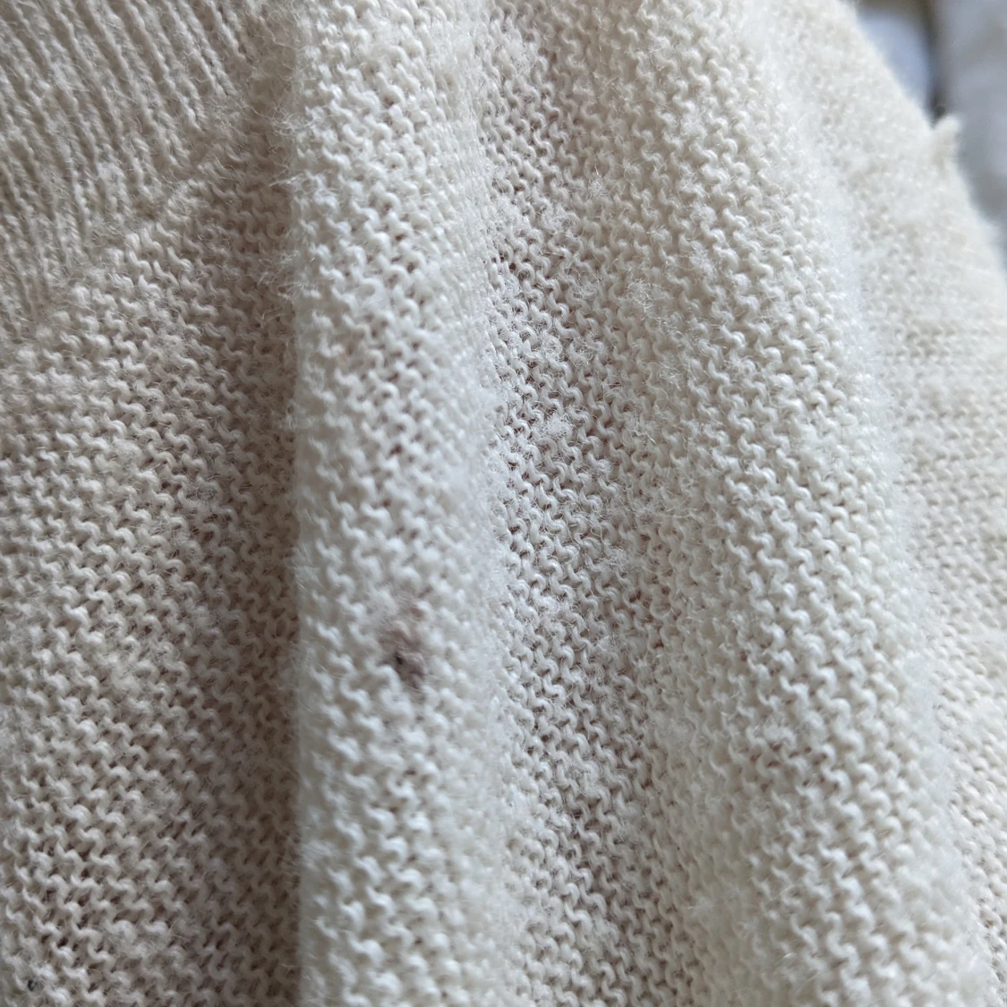 Vit stickad tröja  - 92