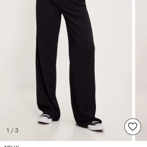 Nelly kostymbyxa my favorit pants  - Storlek 36 /s Använda men i fint skick . 