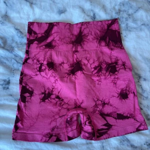 Gymshorts från Shein - Jättefina träningsshorts från Shein med scrunch i rumpan!