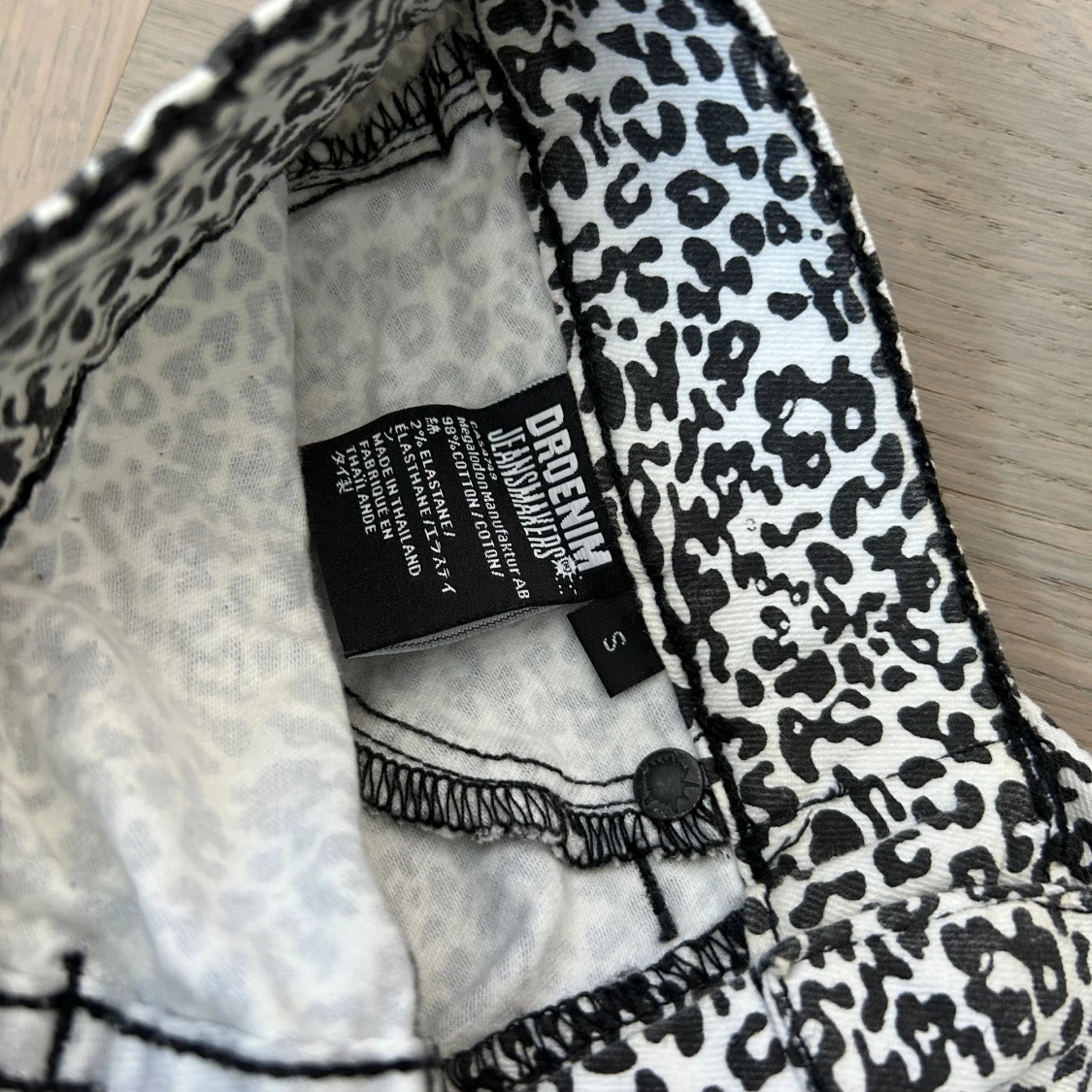 Leopardmönstrade byxor  - 93