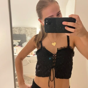 Linne - Svart sommarlinne från Zara i storlek S!