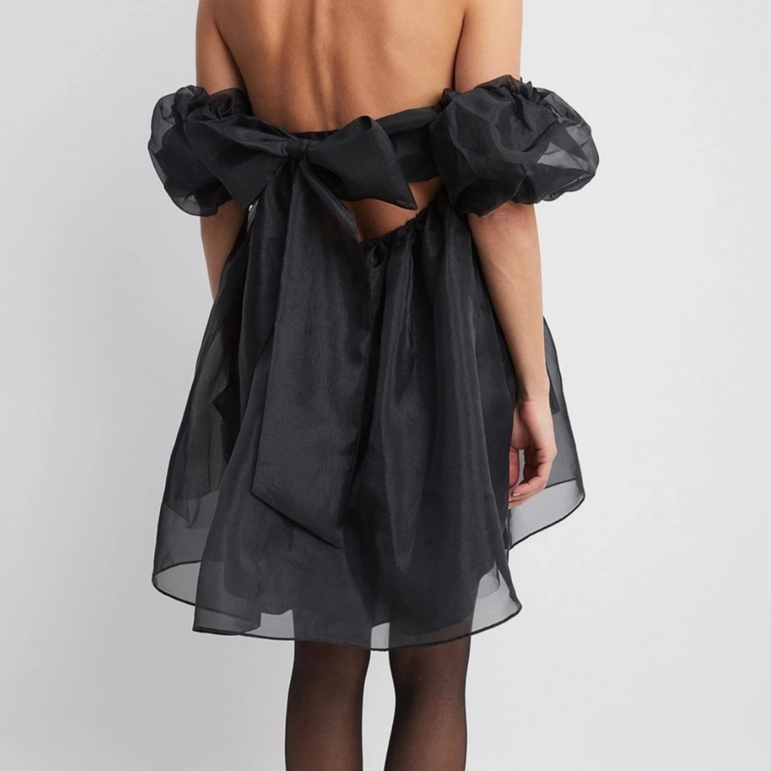 HELT NY  Lojsan Wallin organza svartklänning strl 38 - 91