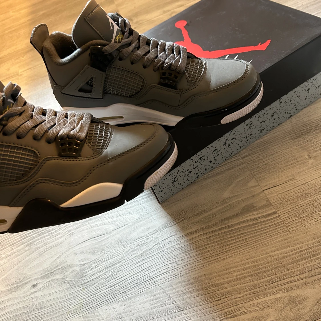 Jordan 4 - 90