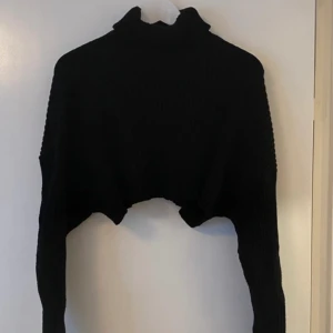 Cropped turtleneck sweater ZARA - Stl S. Bara använd ett fåtal gånger 