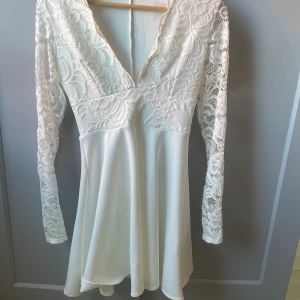 Student klänning  - Klänning till studenten. Endast prövad 