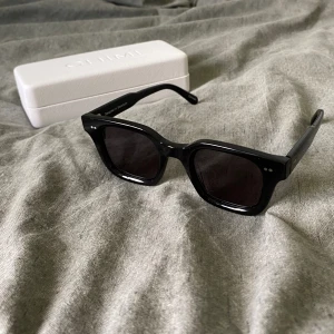 CHIMI 04 black - Säljer nu dessa chimisen som är knappt använda. Skick 10/10! Vid frågor eller fler bilder är det bara att höra av sig!