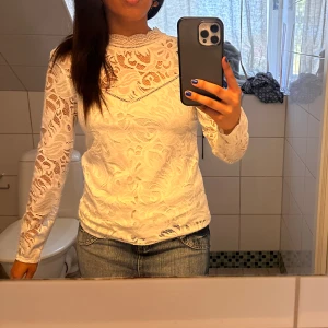 Fin spets topp - 🥂🥂🥂