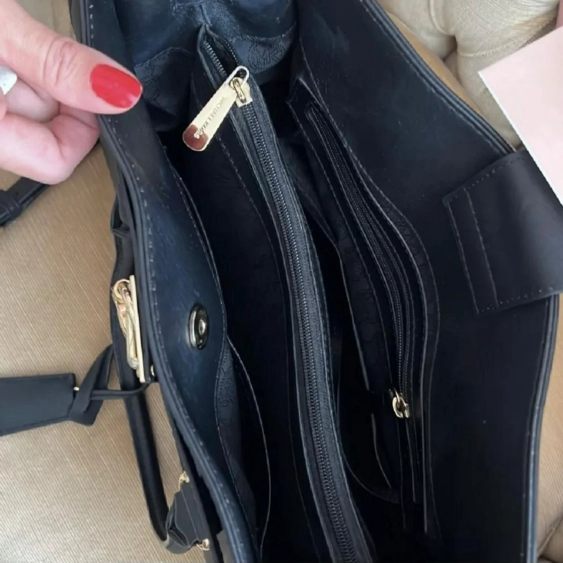 Michael Kors Hamilton  - 91