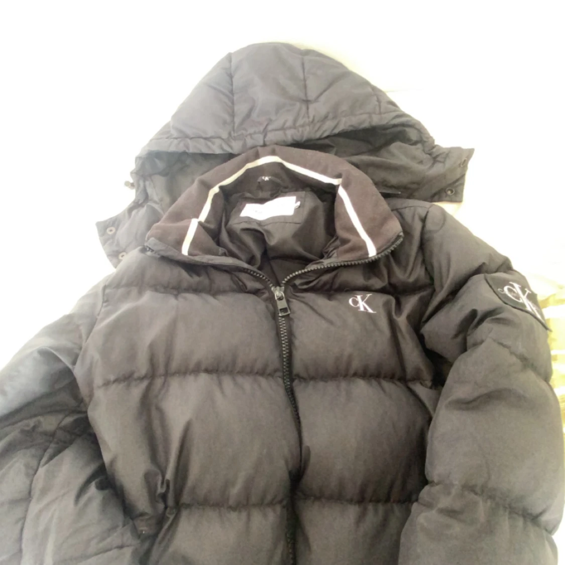 Säljer en Calvin Klein jacka 