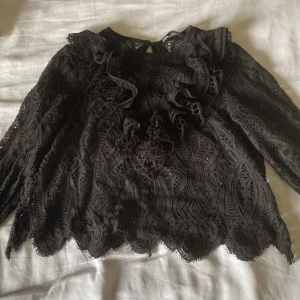 Zara topp - Fin topp från Zara, kommer inte längre till användning. 
