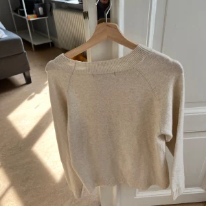 Tun tjocktröja  -  Vardagströja som passar till allt 