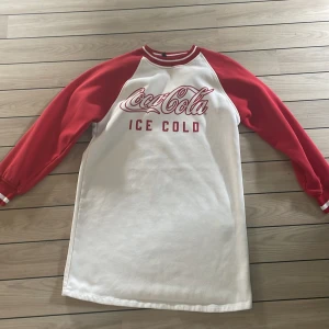 Klänning  - Bra skick 